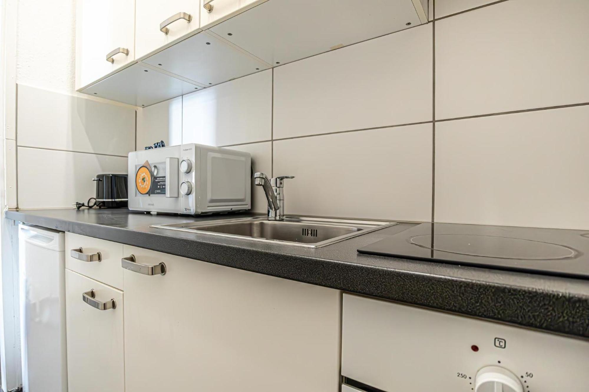 Charming 2br Aprtment Near Tourist Attractions Apartment *