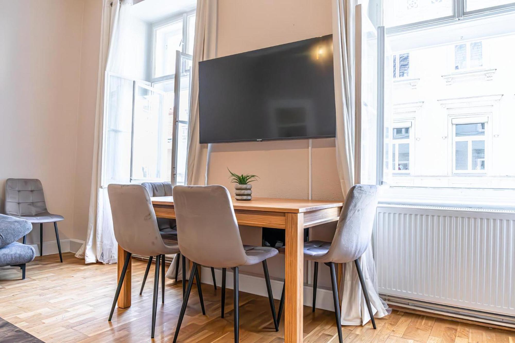 Charming 2br Aprtment Near Tourist Attractions Apartment Wien