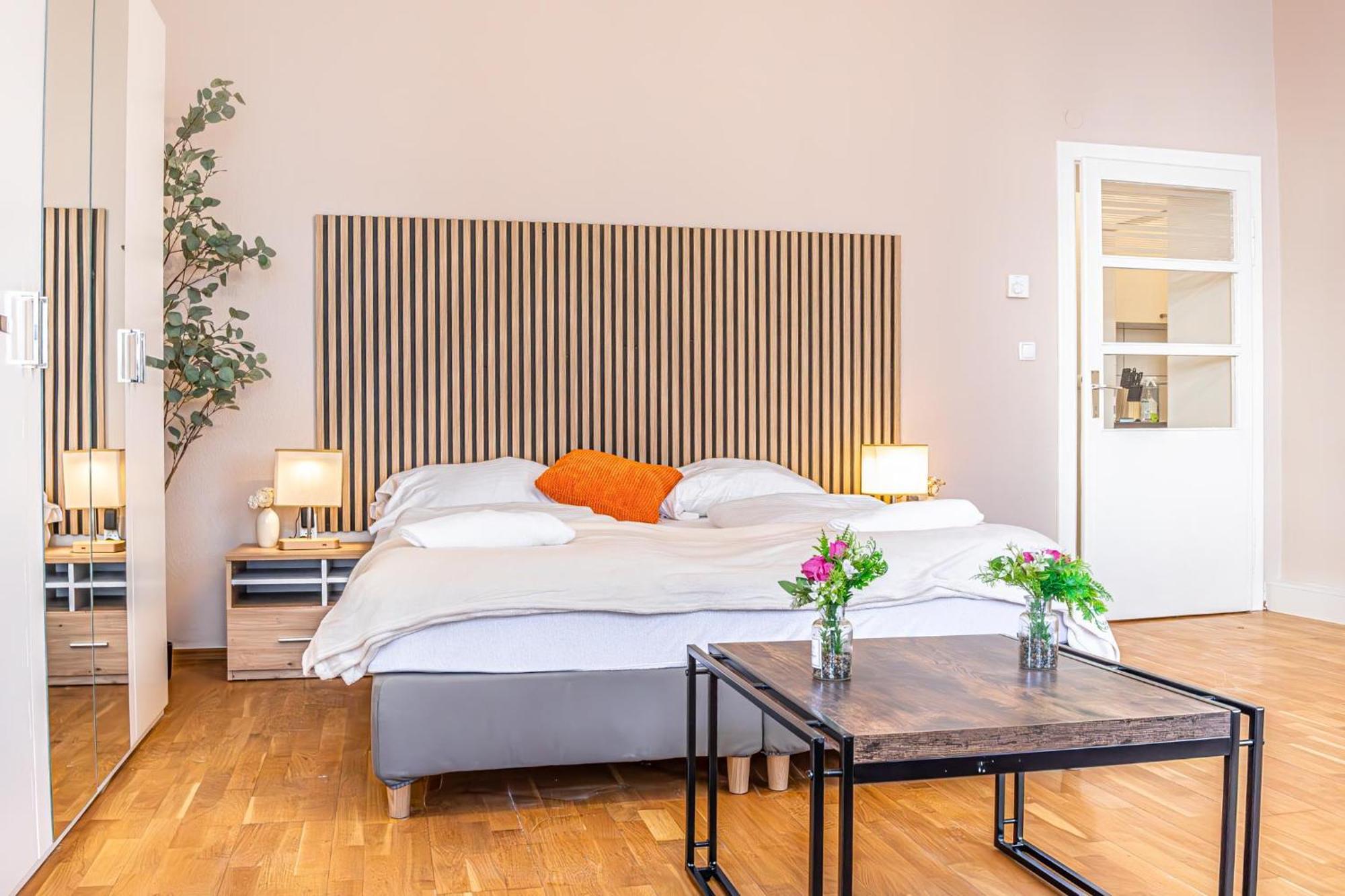 Charming 2br Aprtment Near Tourist Attractions